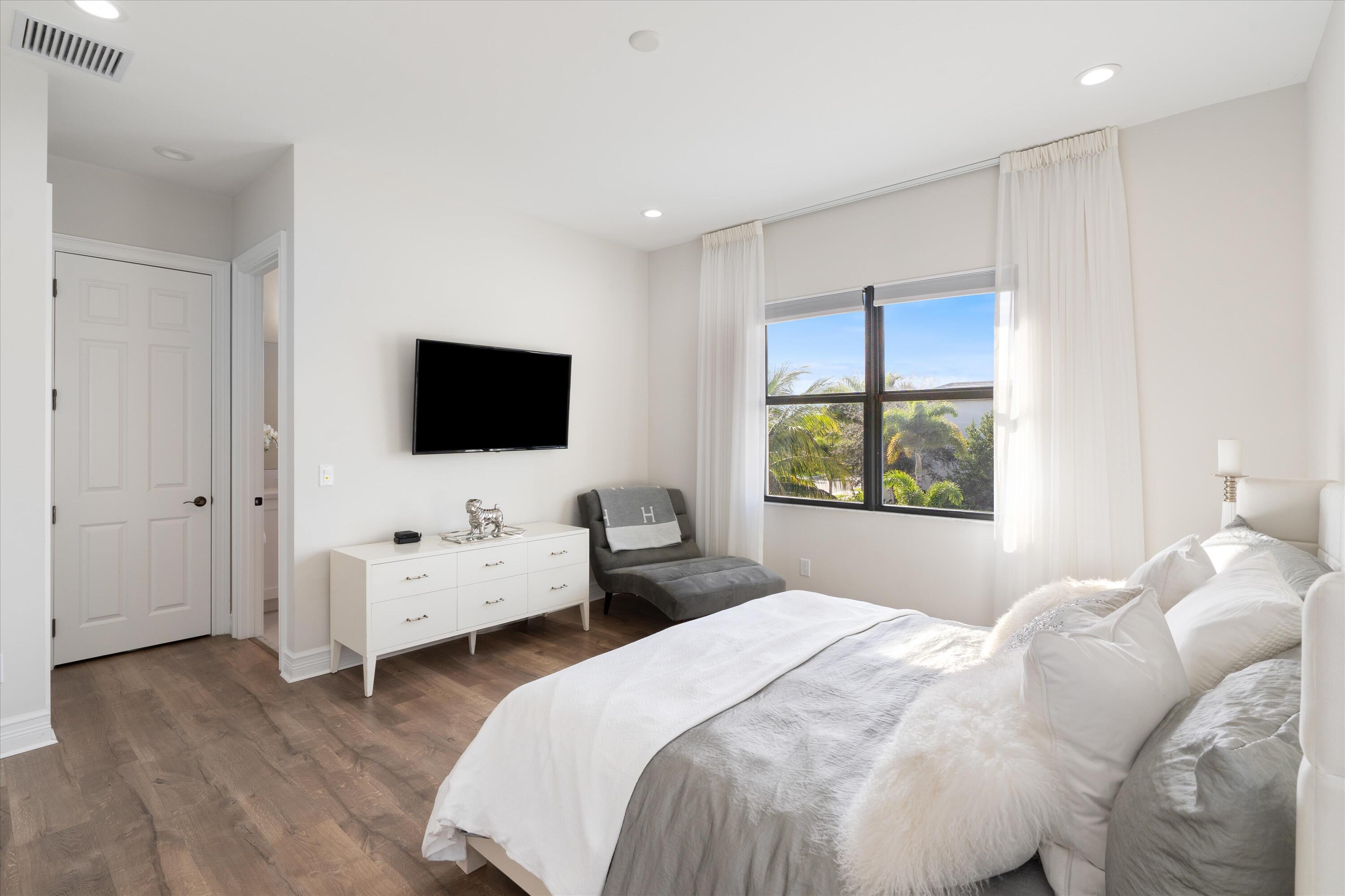 BOCA BRIDGES - Residential