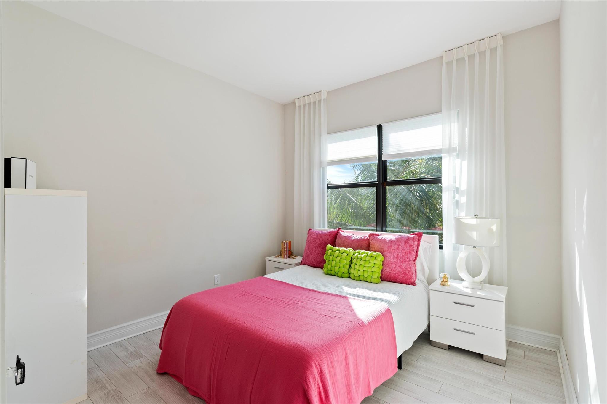 BOCA BRIDGES - Residential