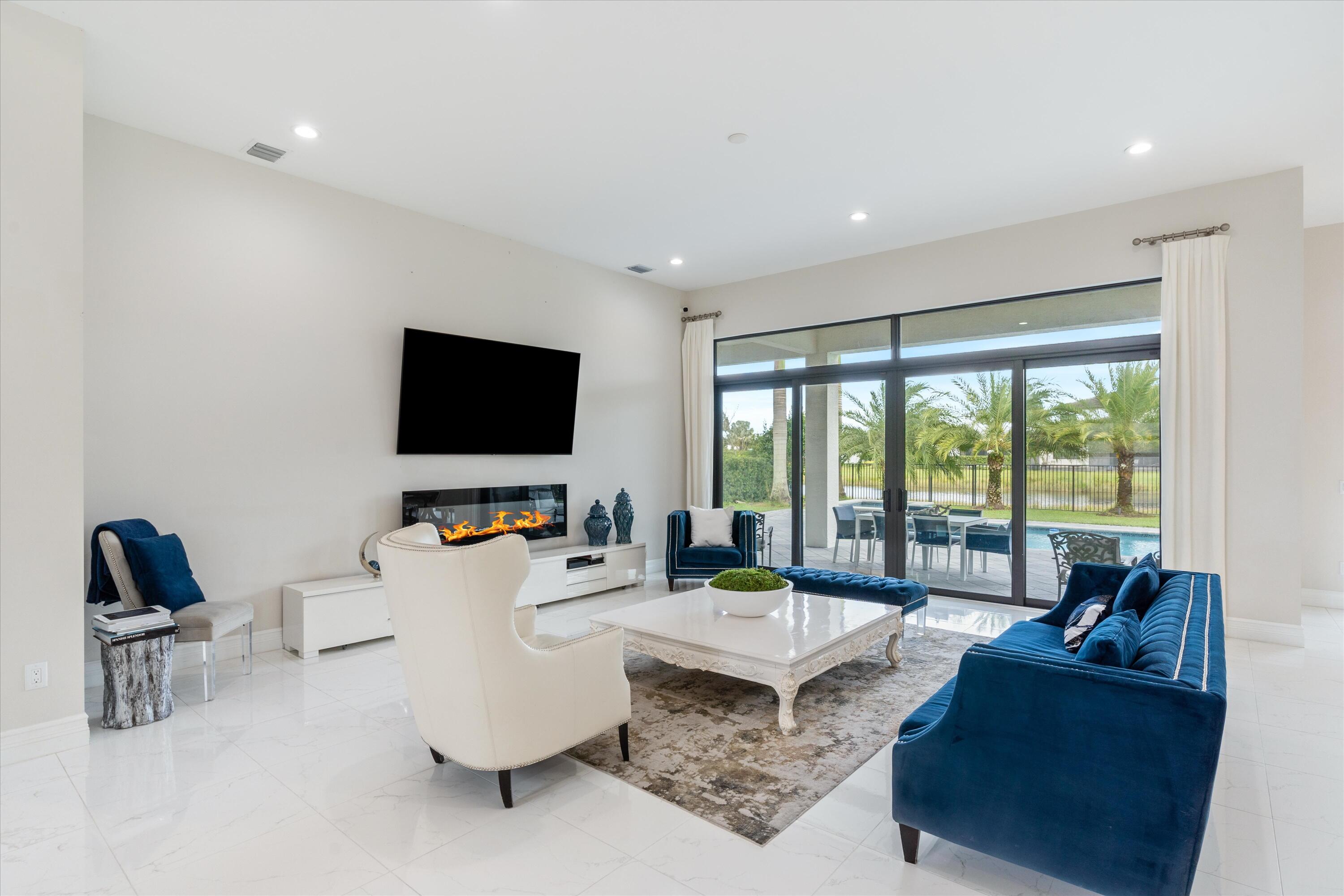 BOCA BRIDGES - Residential