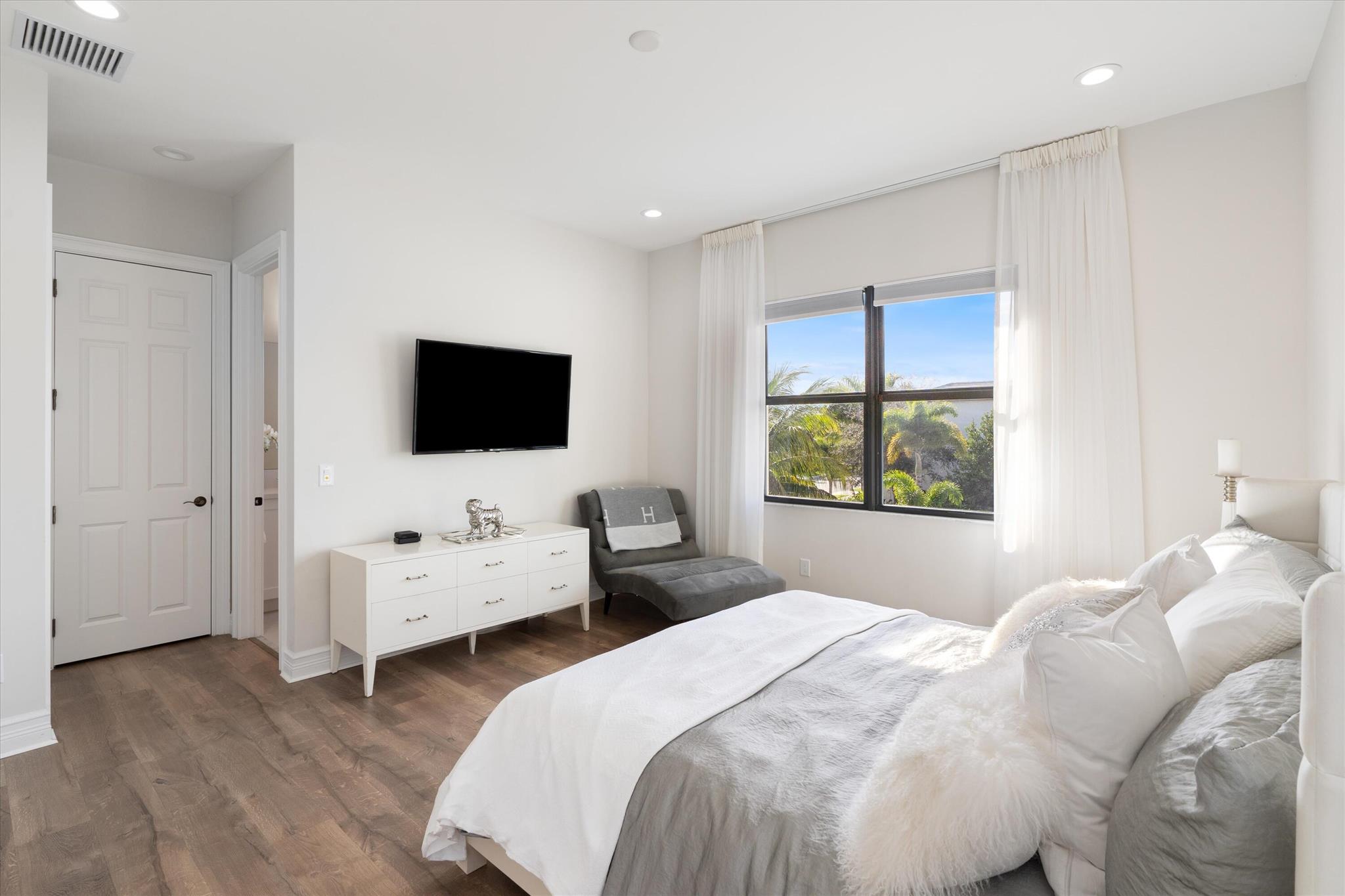 BOCA BRIDGES - Residential