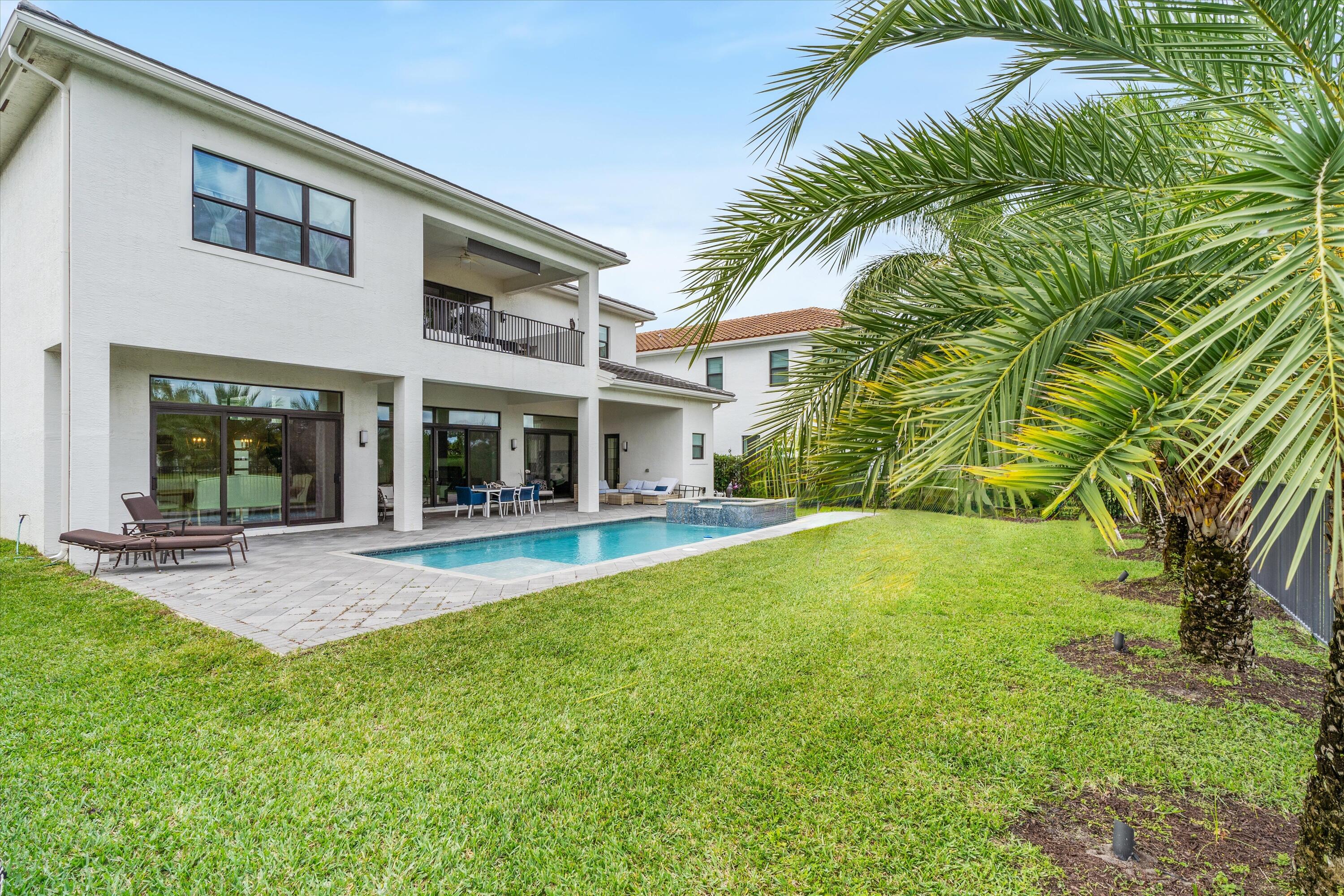 BOCA BRIDGES - Residential