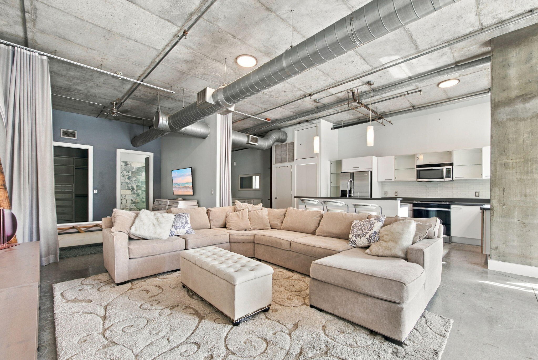 434 NW 1ST Avenue 203