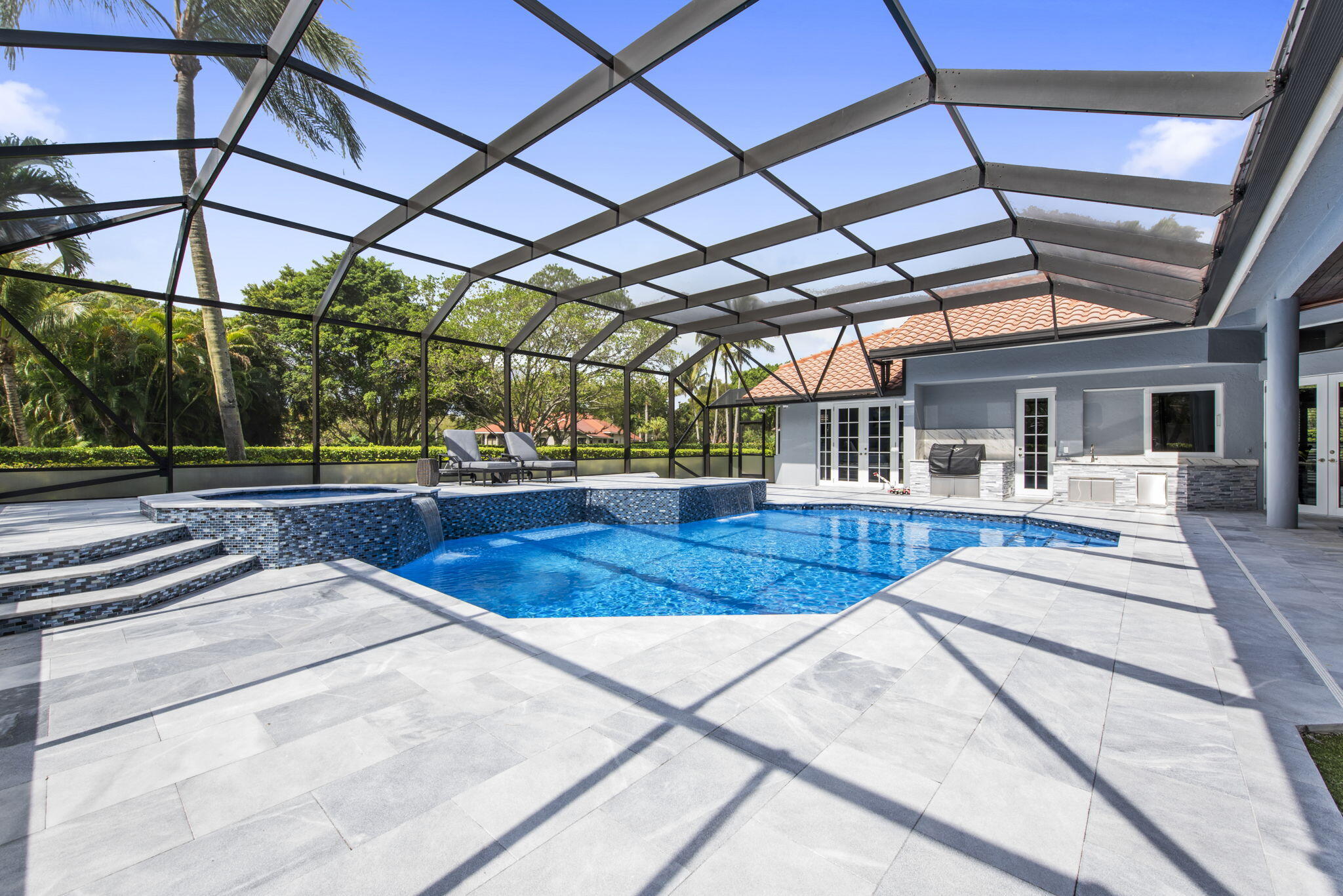 PARKLAND LAKES - Residential