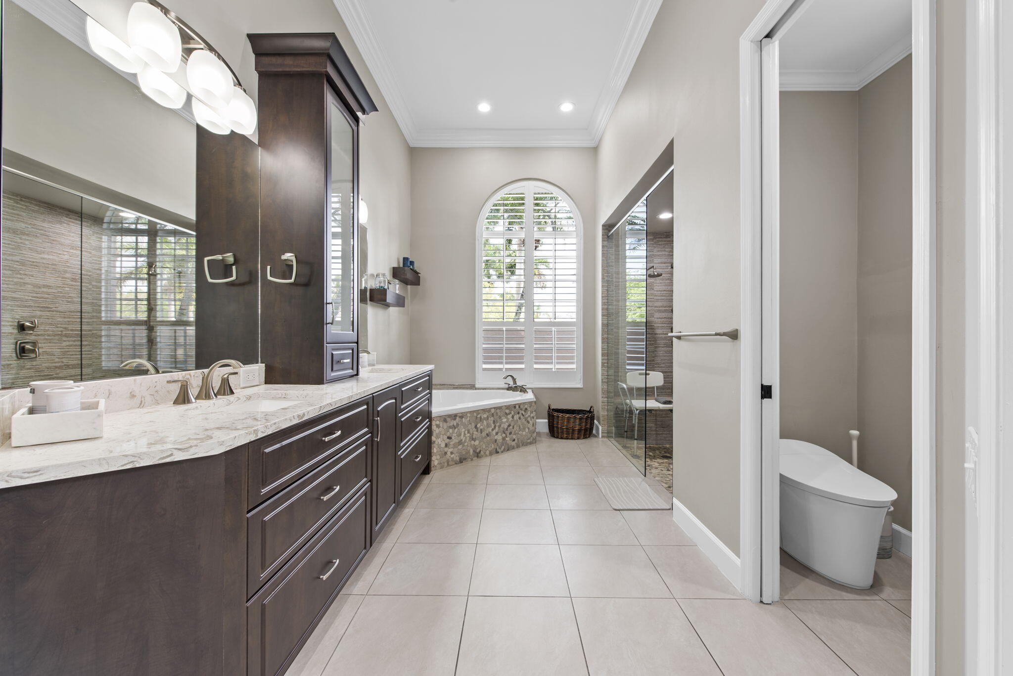 PARKLAND LAKES - Residential