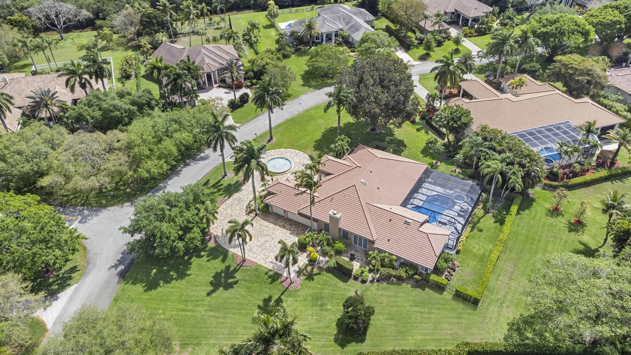 PARKLAND LAKES - Residential