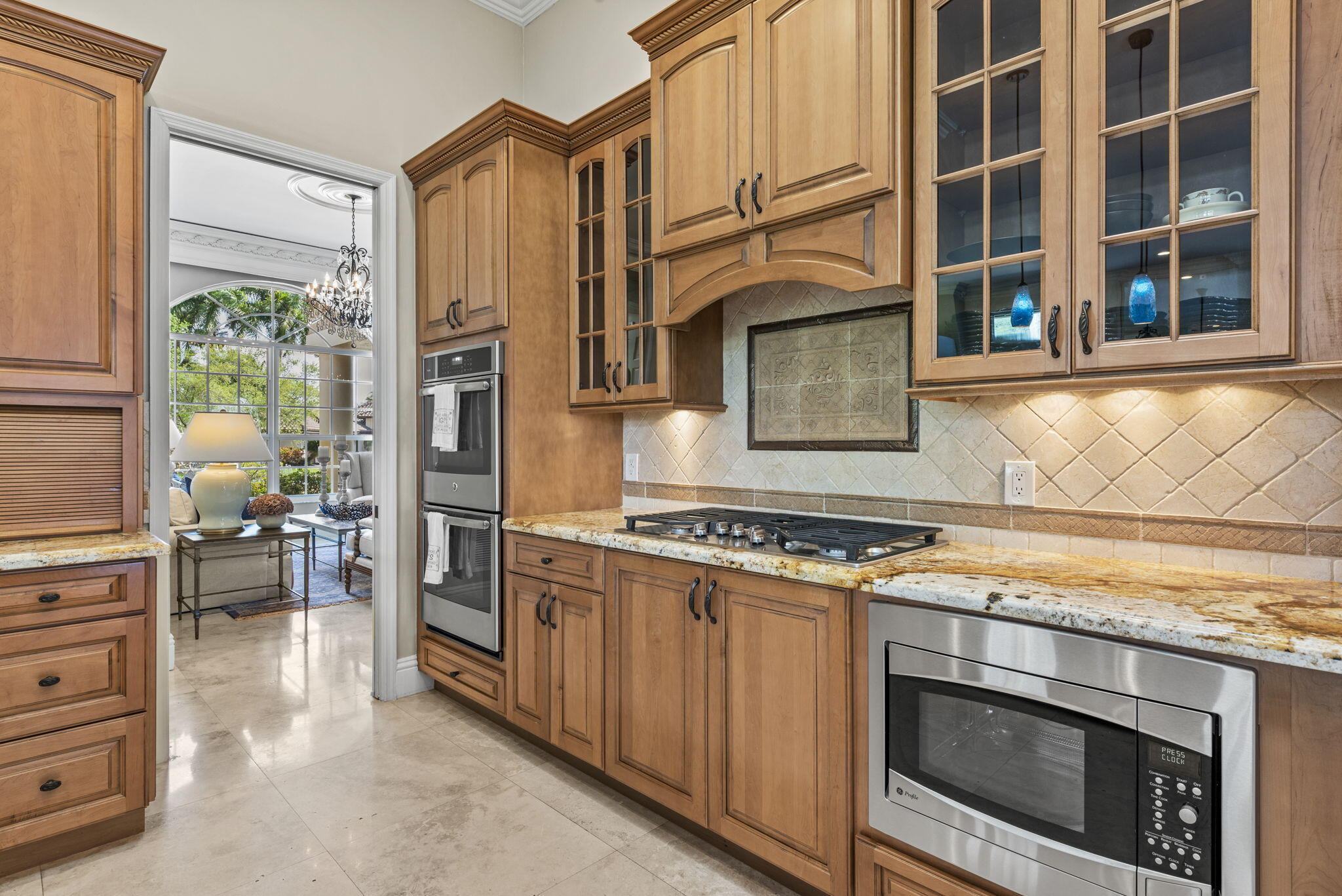 PARKLAND LAKES - Residential