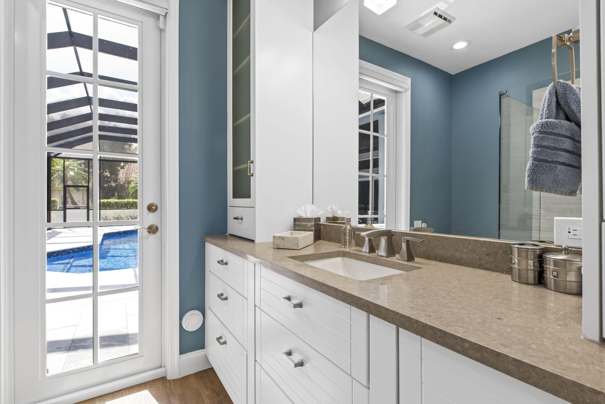 PARKLAND LAKES - Residential