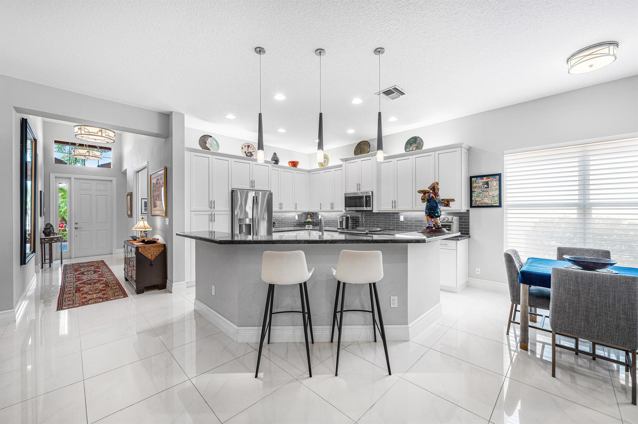 Valencia Cove - Residential