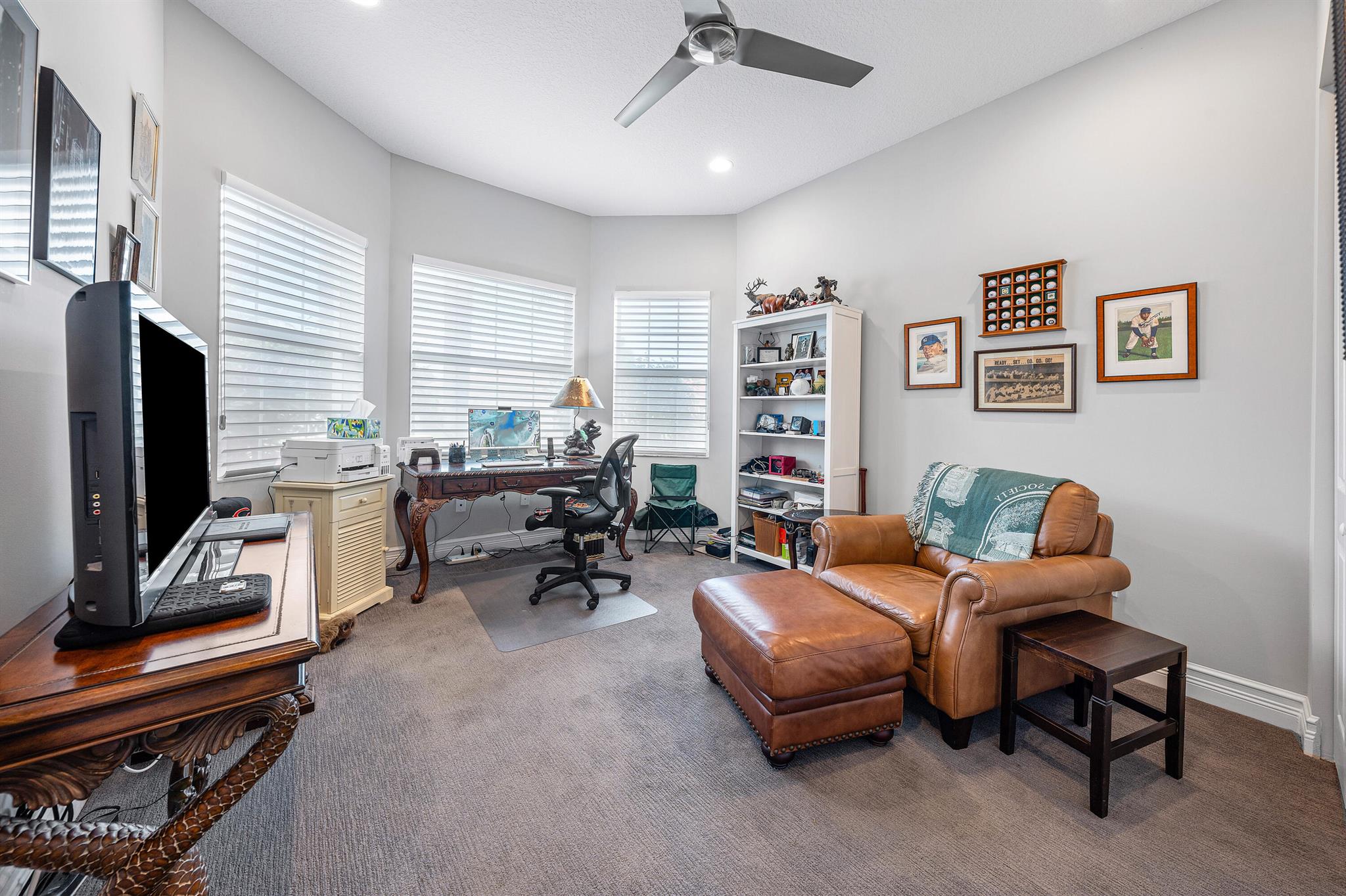 Valencia Cove - Residential