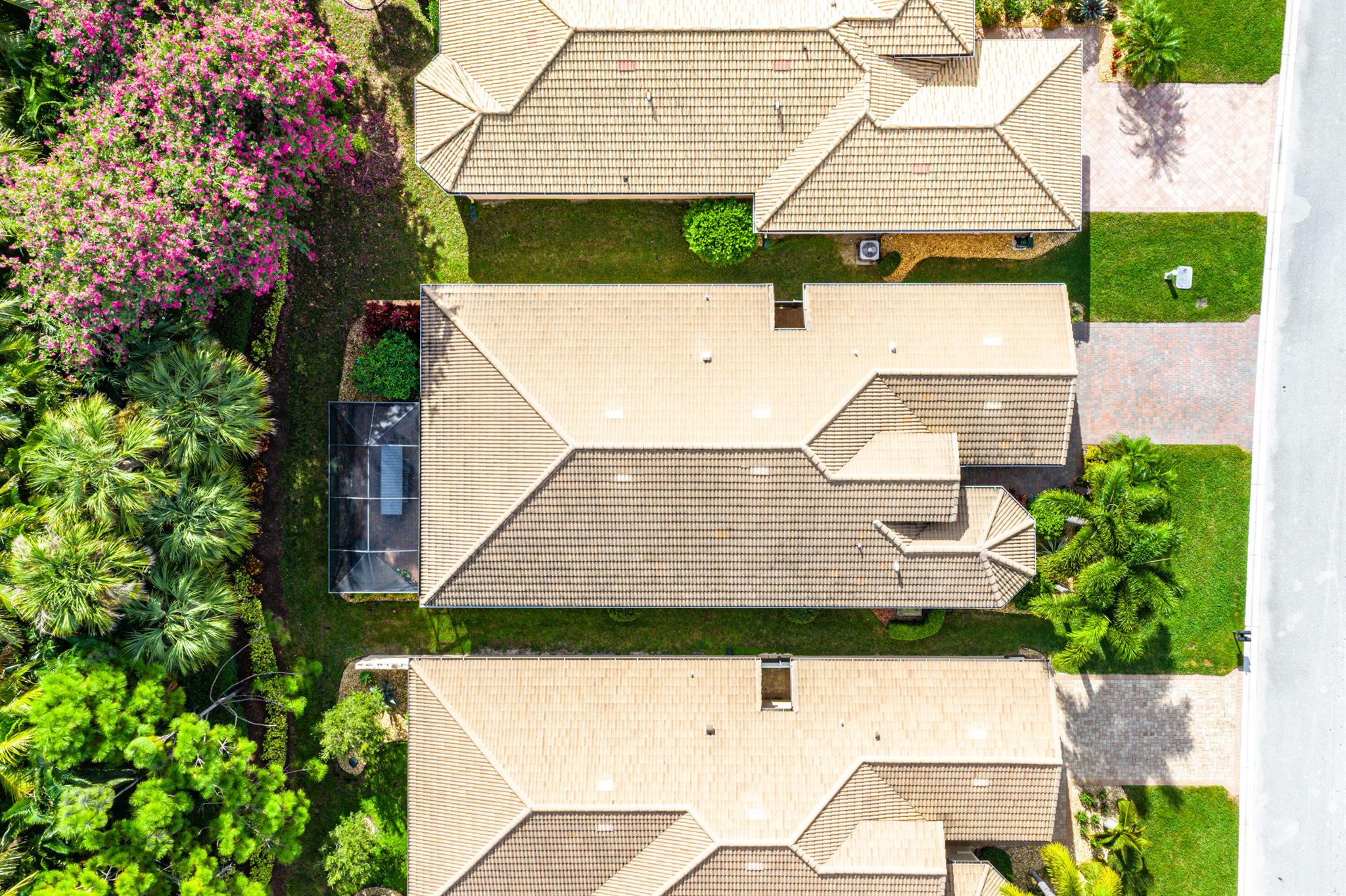 Valencia Cove - Residential