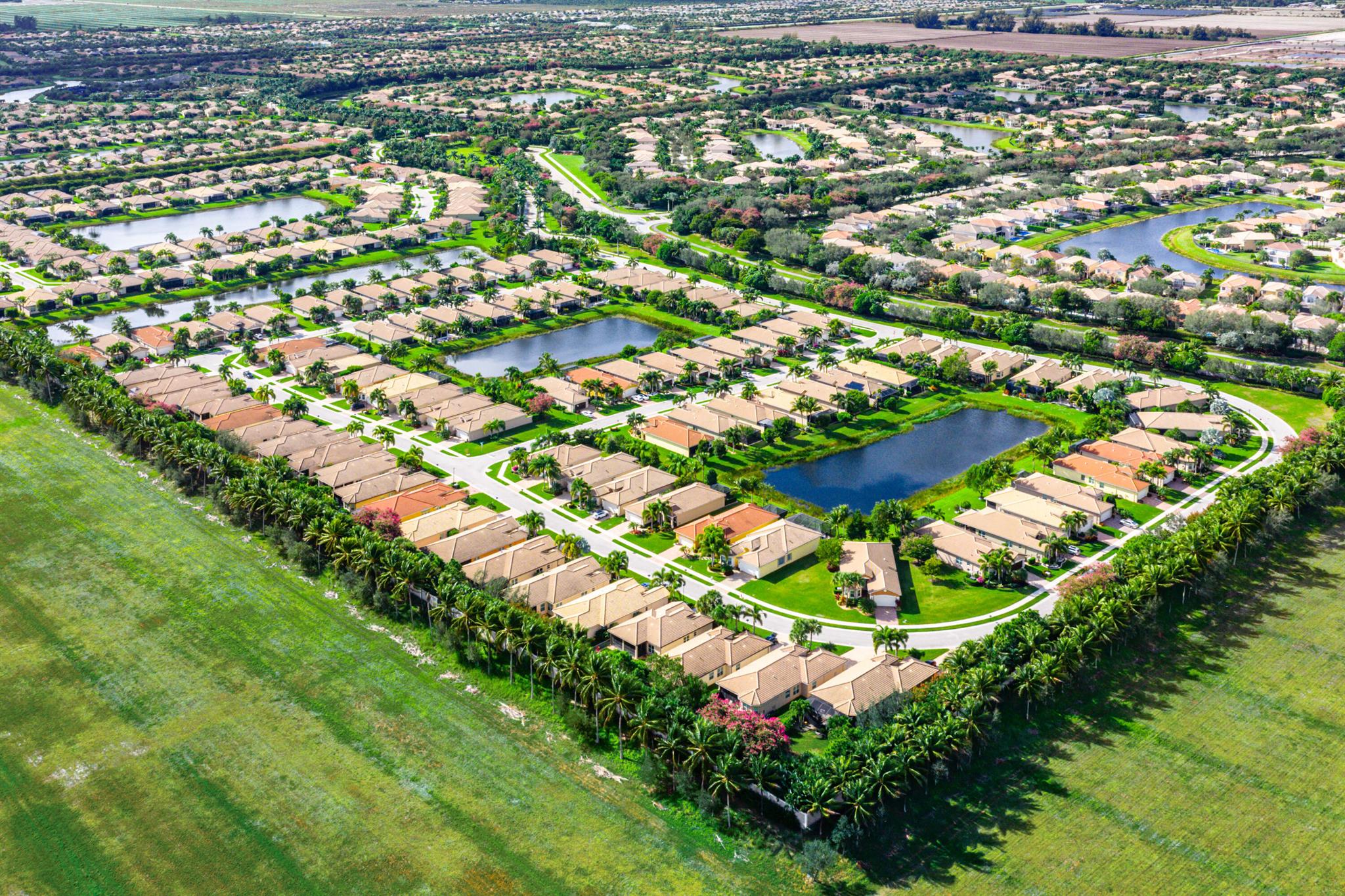 Valencia Cove - Residential