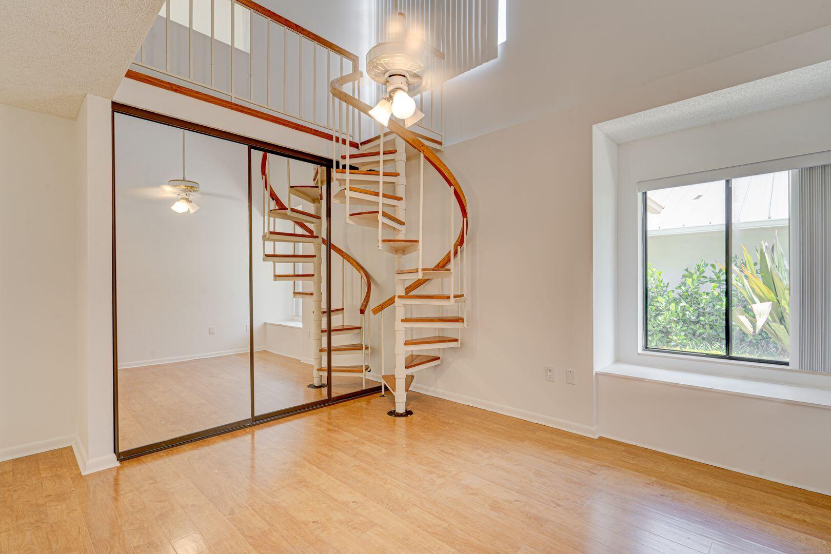 Bluffs-River - Residential Lease