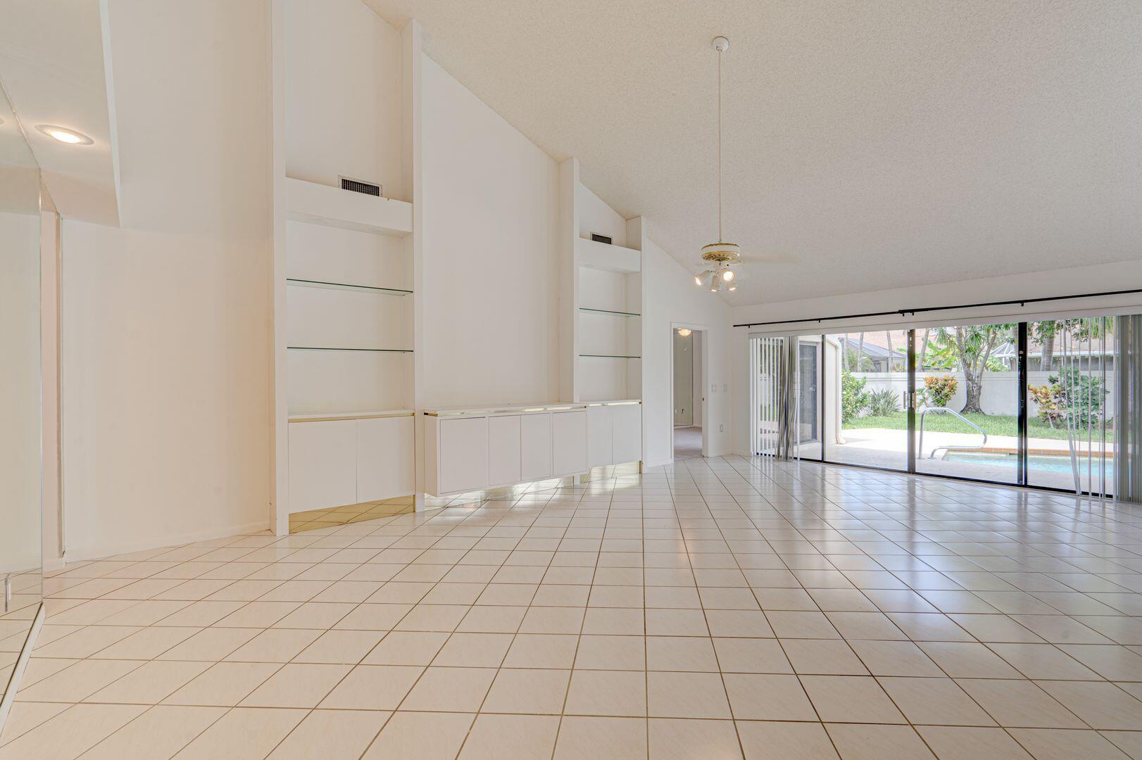 Bluffs-River - Residential Lease