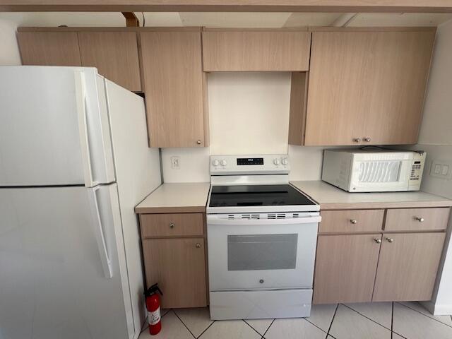 Bluffs-River - Residential Lease