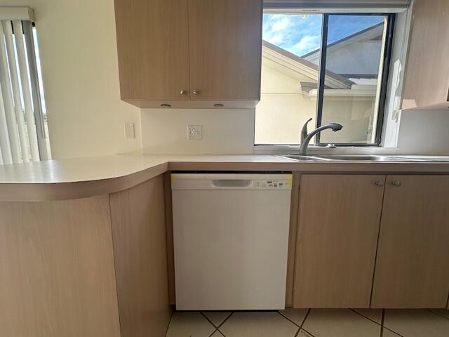 Bluffs-River - Residential Lease