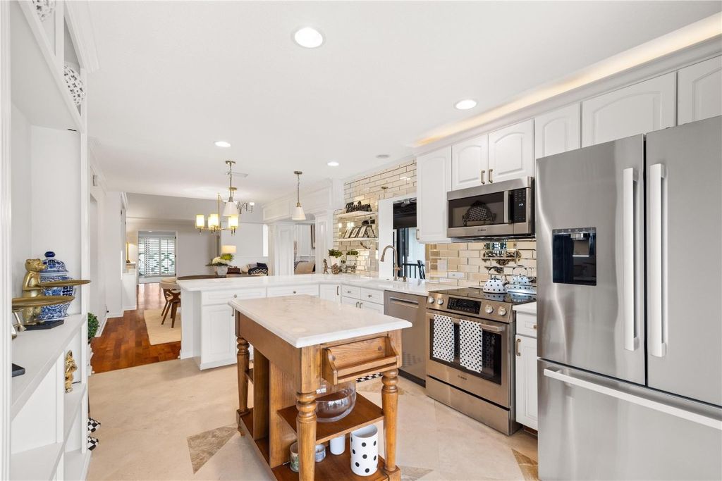 Photo of 16050 W Bay Drive #253, Jupiter, FL 33477 (MLS # F10421502)