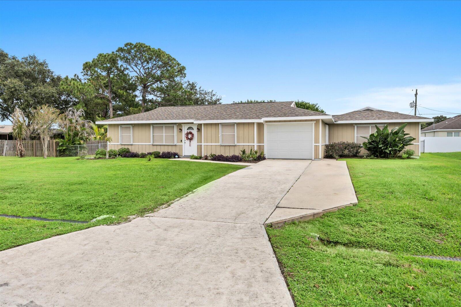 2417 SW RONEY Road