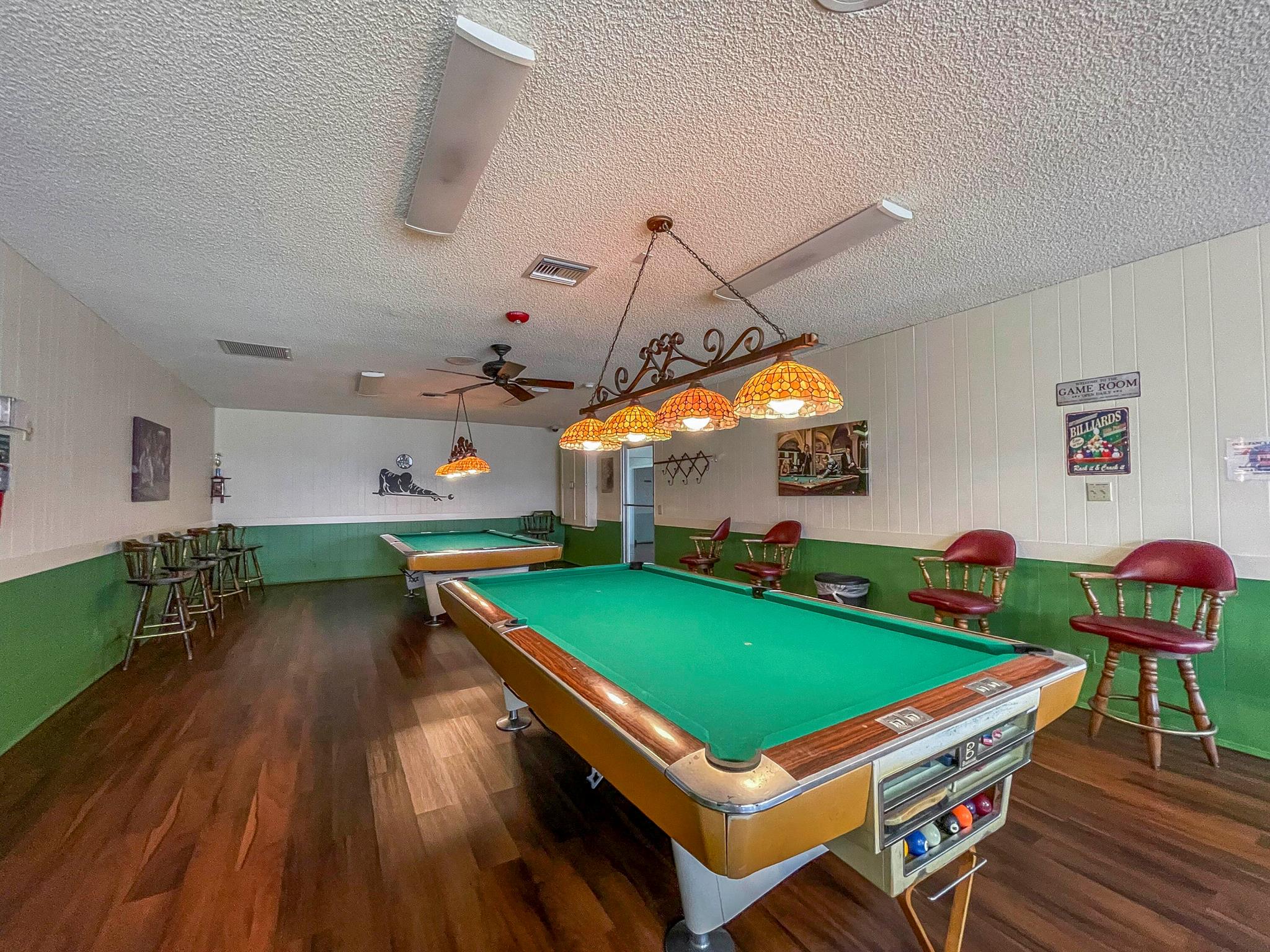 Leisureville Golf View Co - Residential