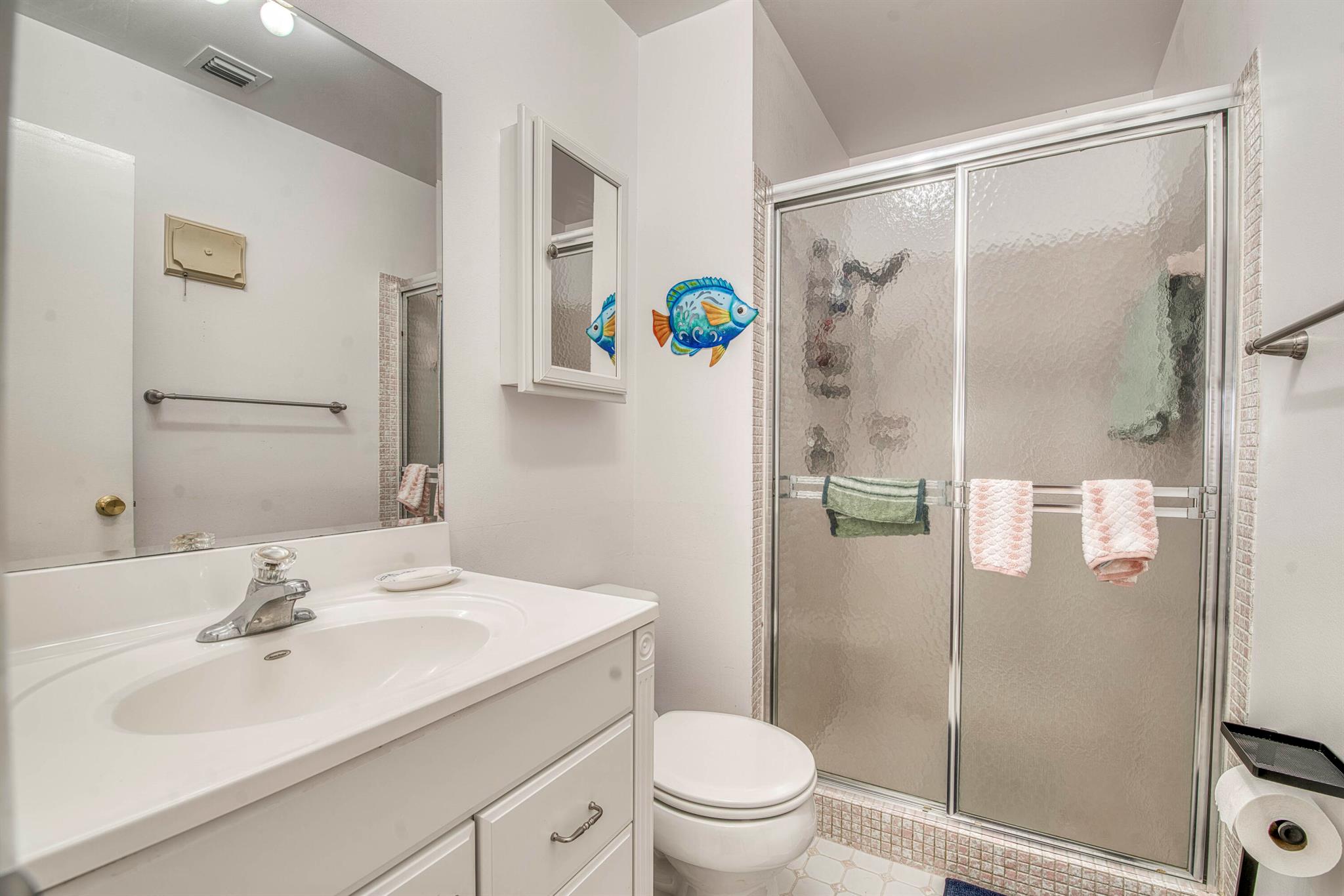 Leisureville Golf View Co - Residential