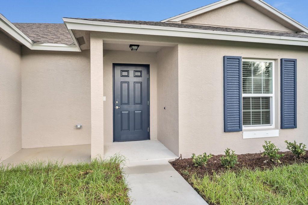 Photo of 17328 47 Court N, Loxahatchee, FL 33470 (MLS # R10946030)