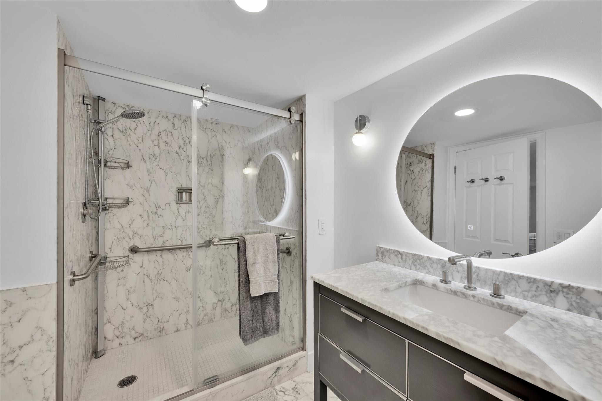 SEA RACH CLUD A - Residential