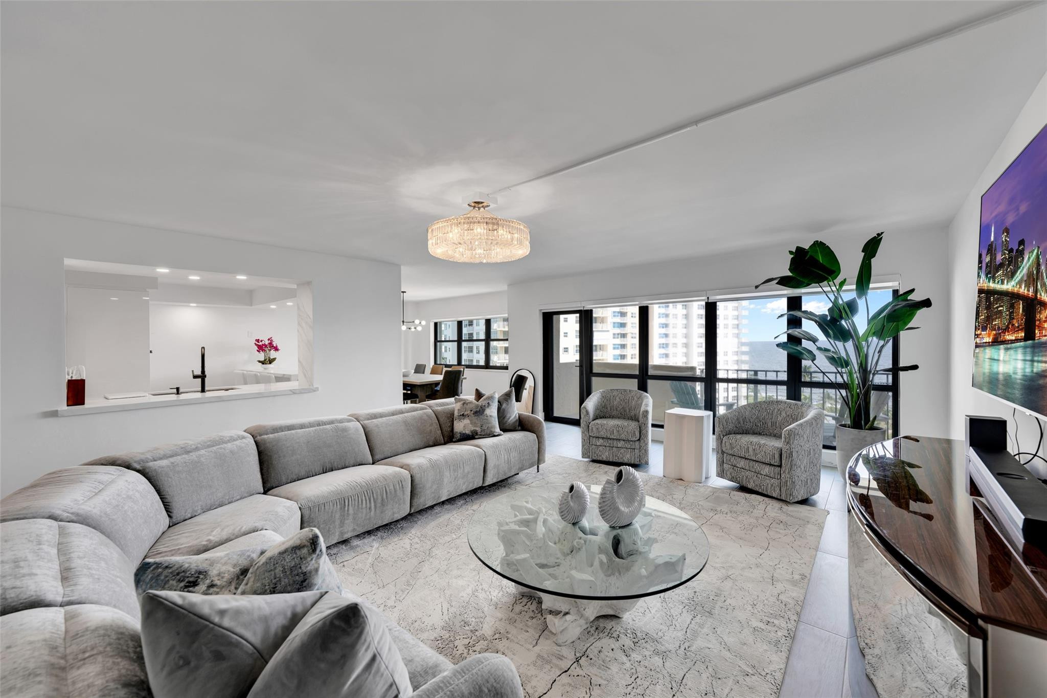 SEA RACH CLUD A - Residential