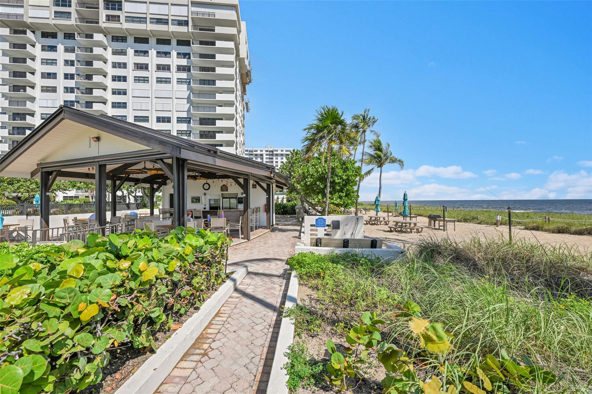 SEA RACH CLUD A - Residential