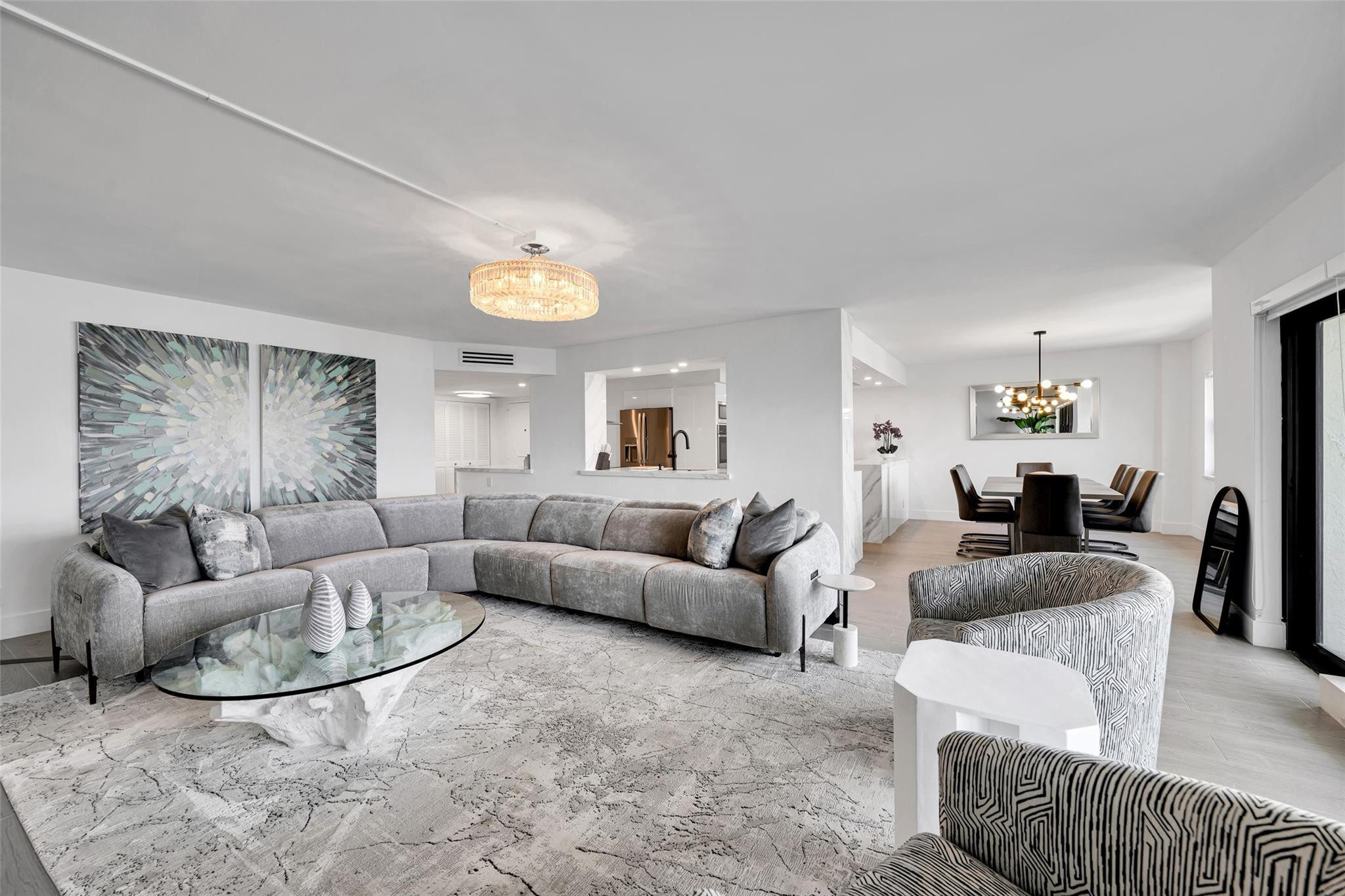 SEA RACH CLUD A - Residential