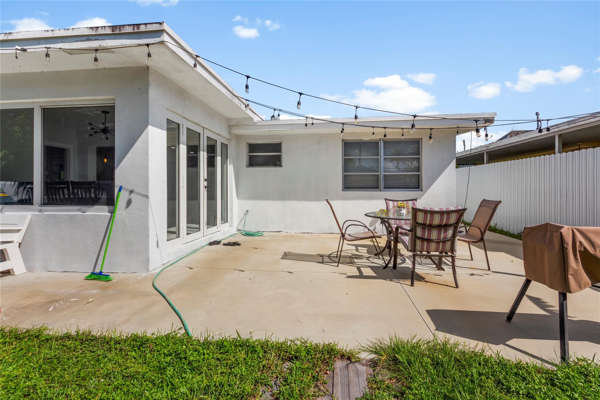 BOULEVARD HEIGHTS - Residential Lease