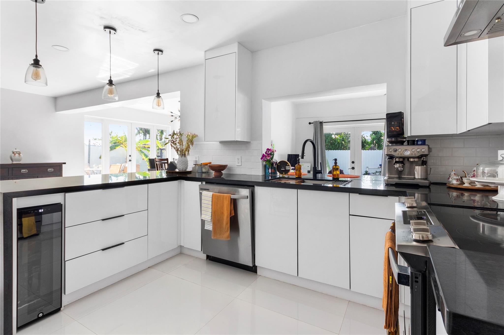 BOULEVARD HEIGHTS - Residential Lease