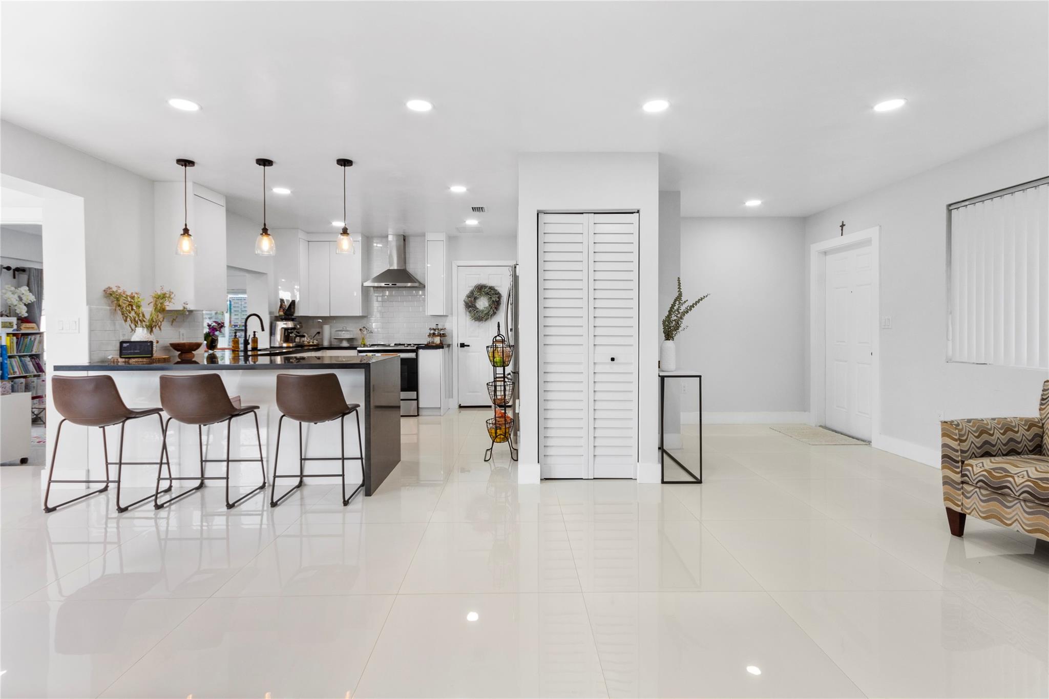 BOULEVARD HEIGHTS - Residential Lease