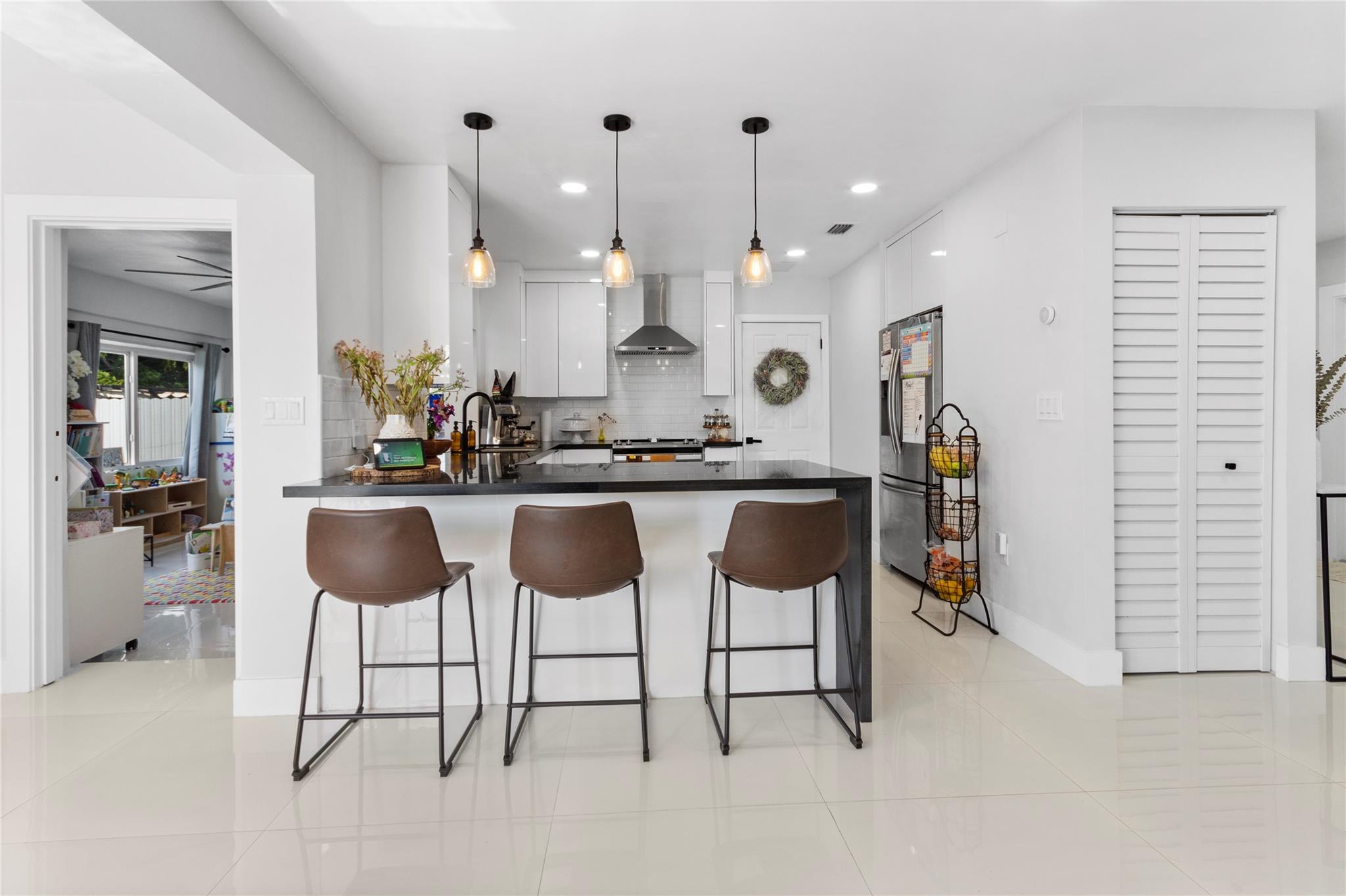 BOULEVARD HEIGHTS - Residential Lease