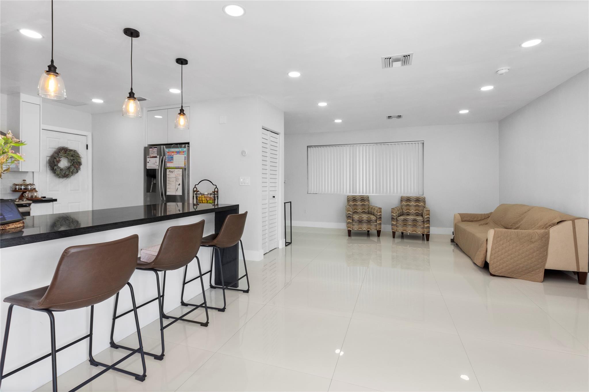 BOULEVARD HEIGHTS - Residential Lease