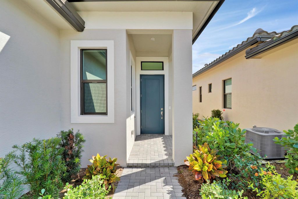 Photo of 10135 SW Latium Way, Port Saint Lucie, FL 34987 (MLS # R11069421)