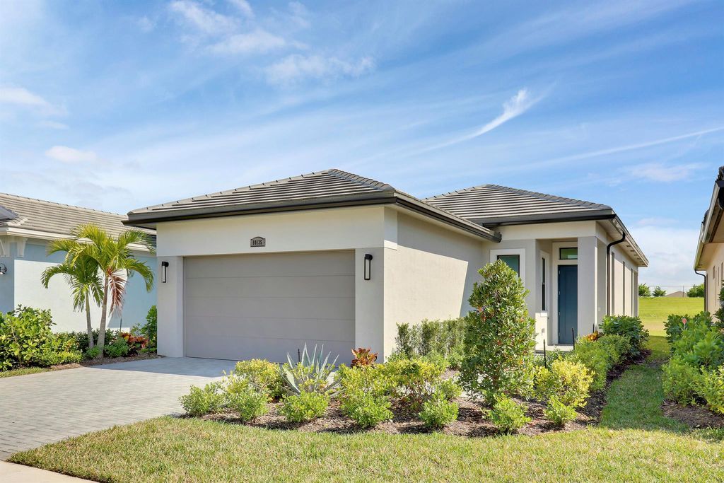 Photo of 10135 SW Latium Way, Port Saint Lucie, FL 34987 (MLS # R11069421)