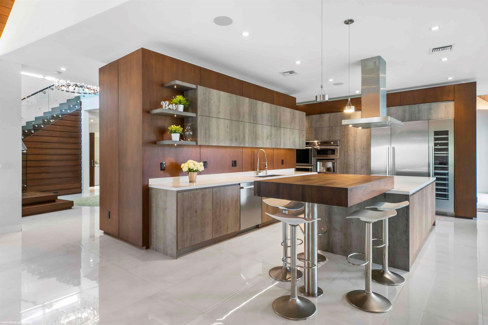 SADDLE TRAIL PARK OF WELLINGTON - Residential Lease