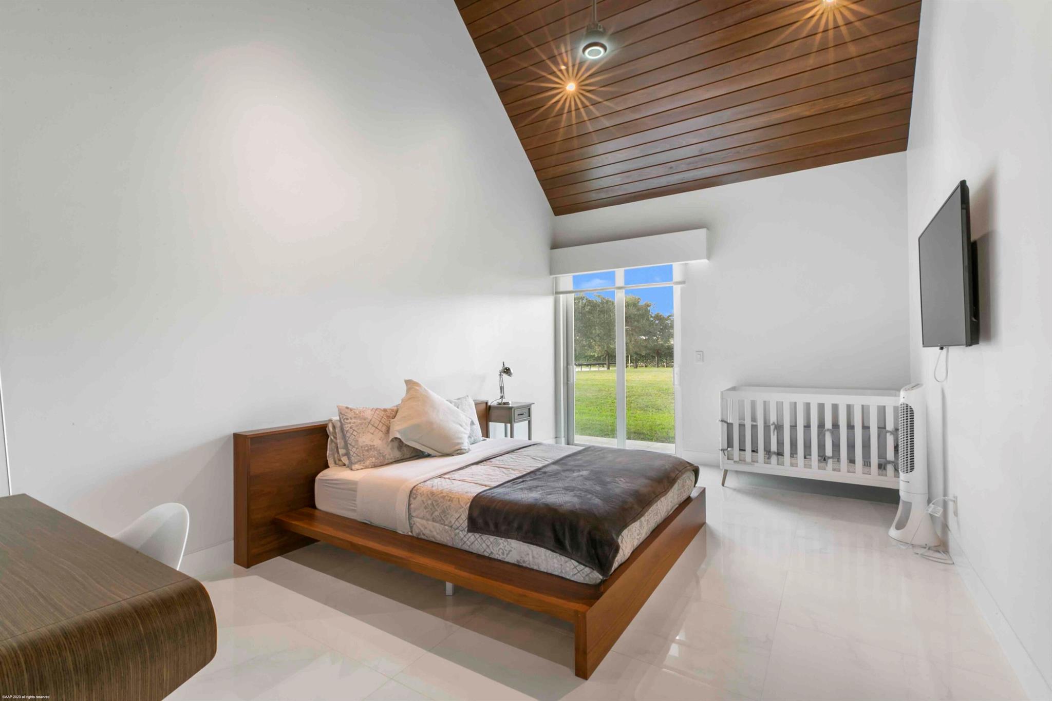 SADDLE TRAIL PARK OF WELLINGTON - Residential Lease