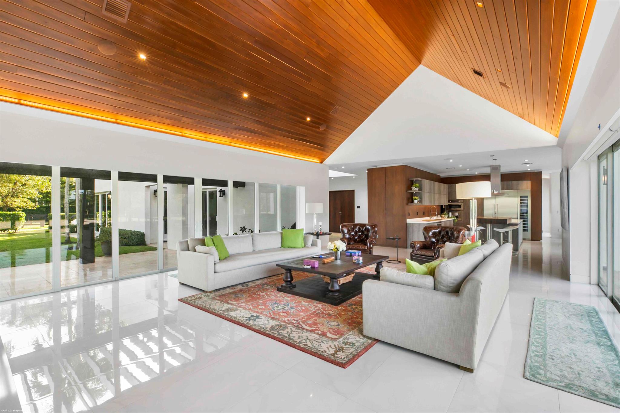 SADDLE TRAIL PARK OF WELLINGTON - Residential Lease