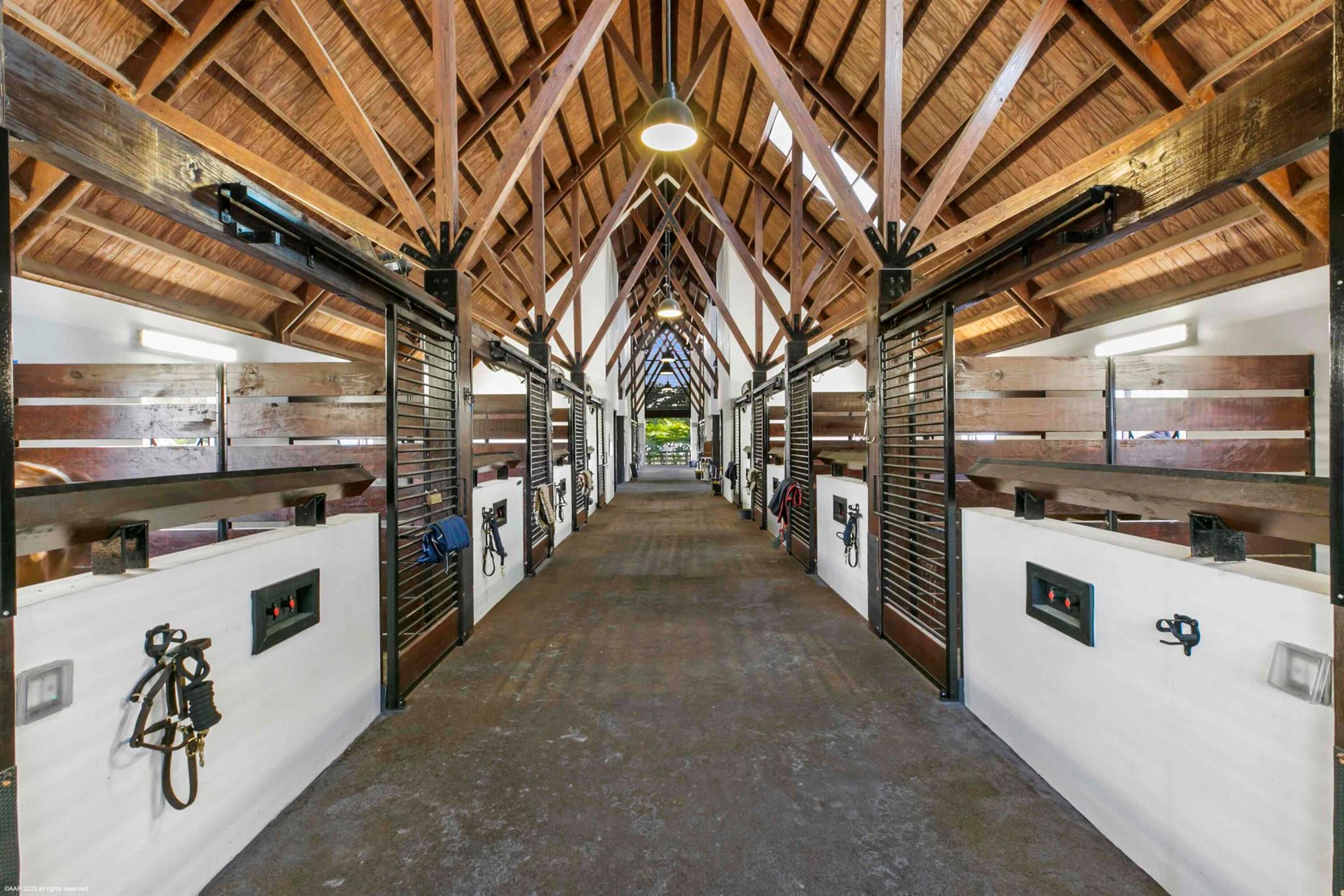 SADDLE TRAIL PARK OF WELLINGTON - Residential Lease