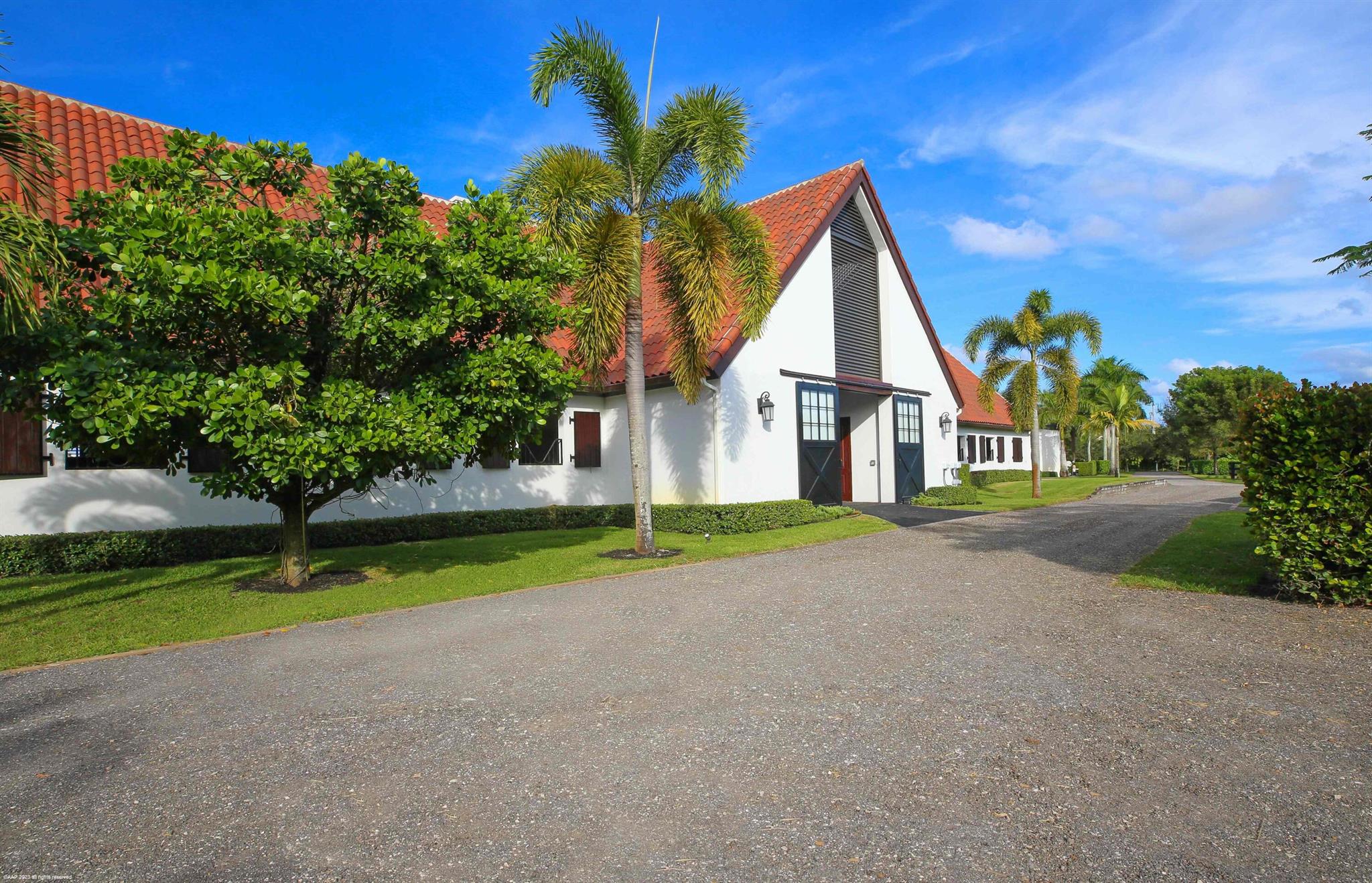 SADDLE TRAIL PARK OF WELLINGTON - Residential Lease