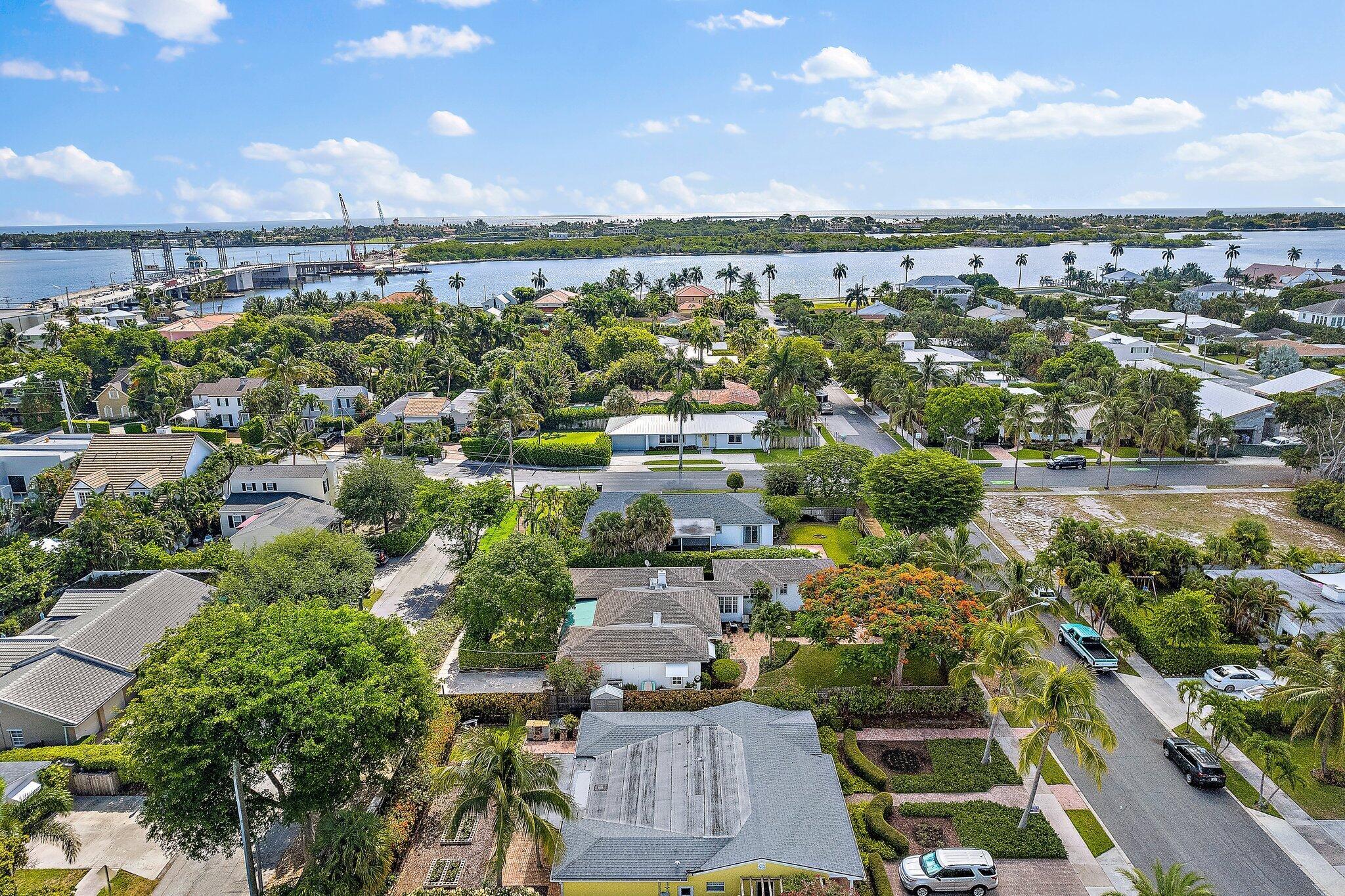 WORTH COURT - Residential Lease