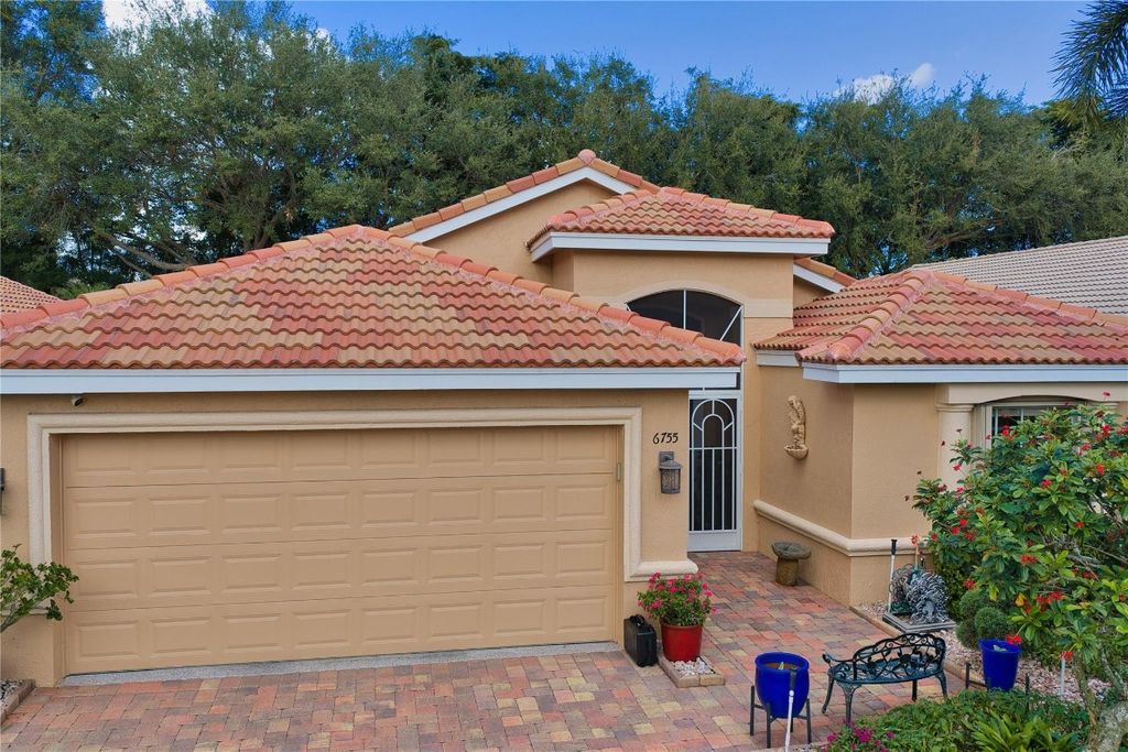 Photo of 6755 Viale Elizabeth, Delray Beach, FL 33446 (MLS # F10543829)