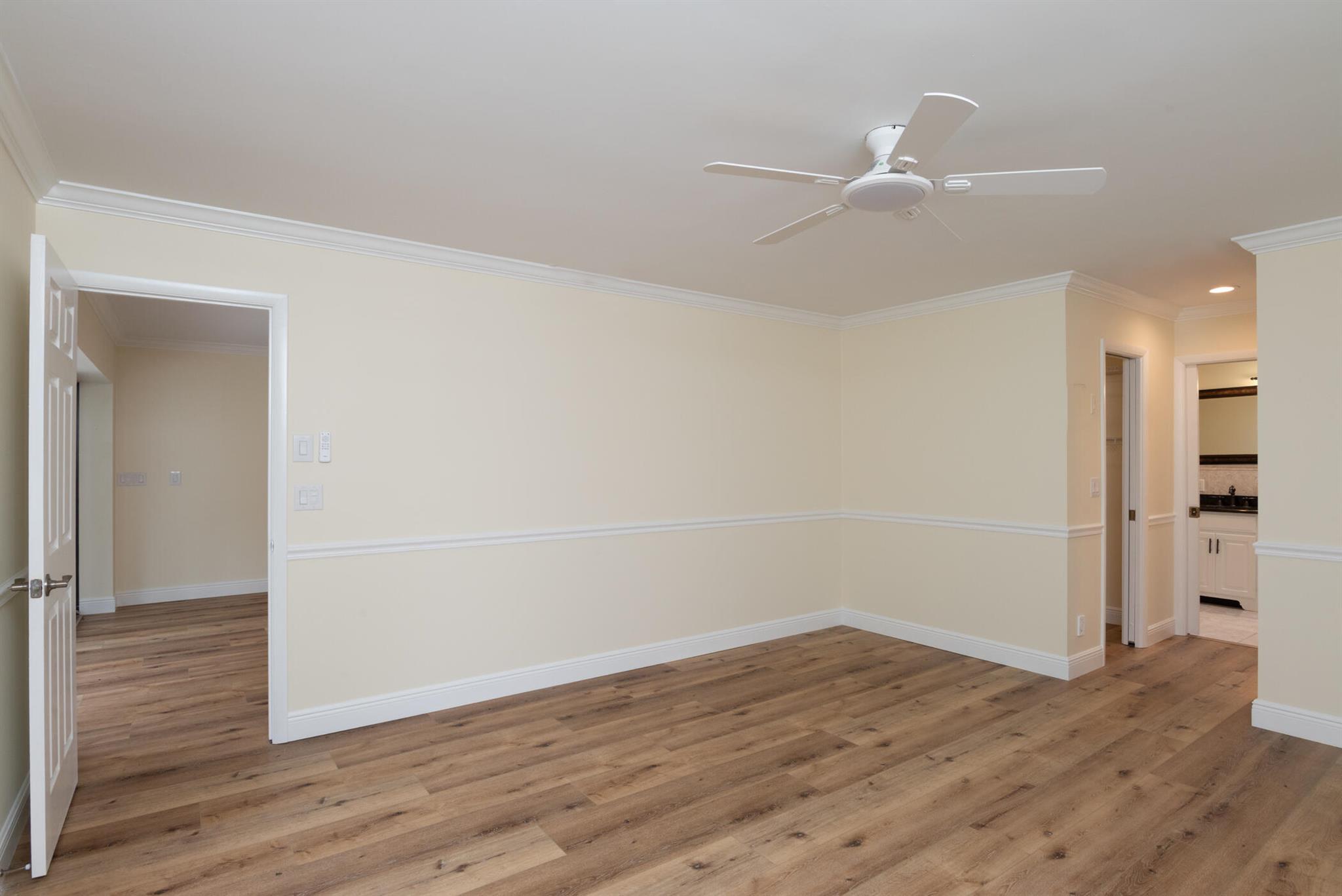 YACHT & COUNTRY CLUB OF S - Residential