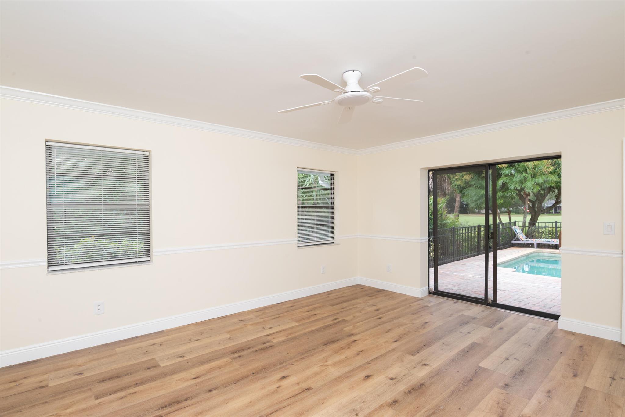 YACHT & COUNTRY CLUB OF S - Residential