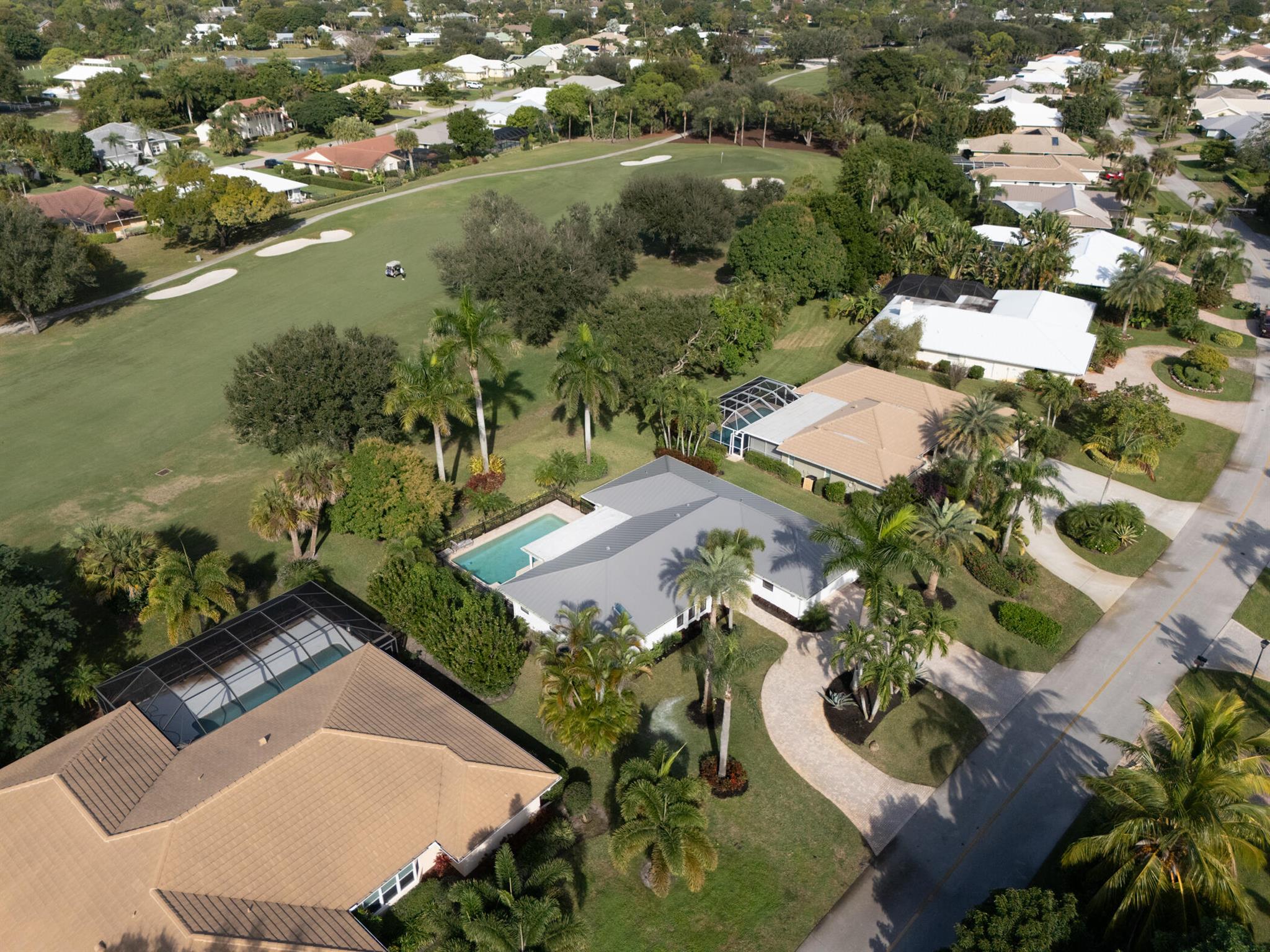 YACHT & COUNTRY CLUB OF S - Residential