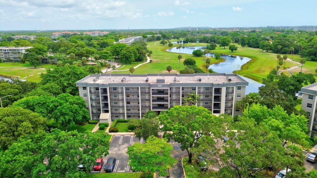 Photo of 4191 Cypress Reach Court #403, Pompano Beach, FL 33069 (MLS # B26043422)