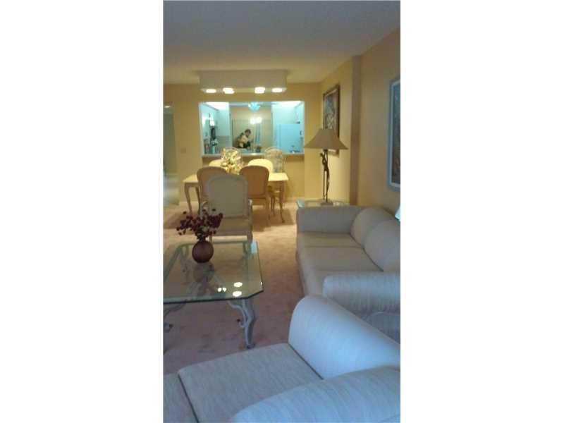 Fairfax Condo 212 - Residential