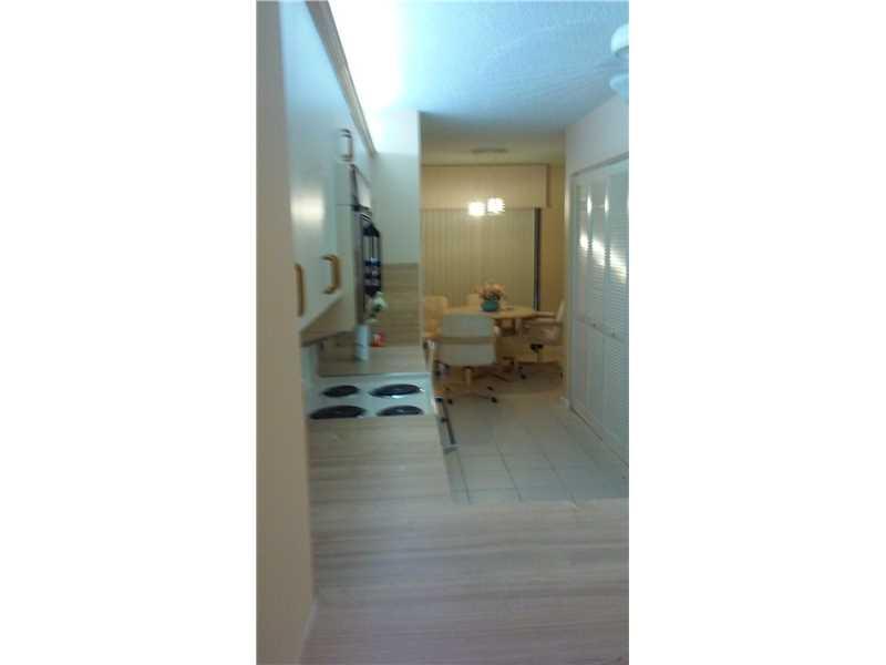 Fairfax Condo 212 - Residential