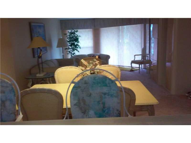 Fairfax Condo 212 - Residential