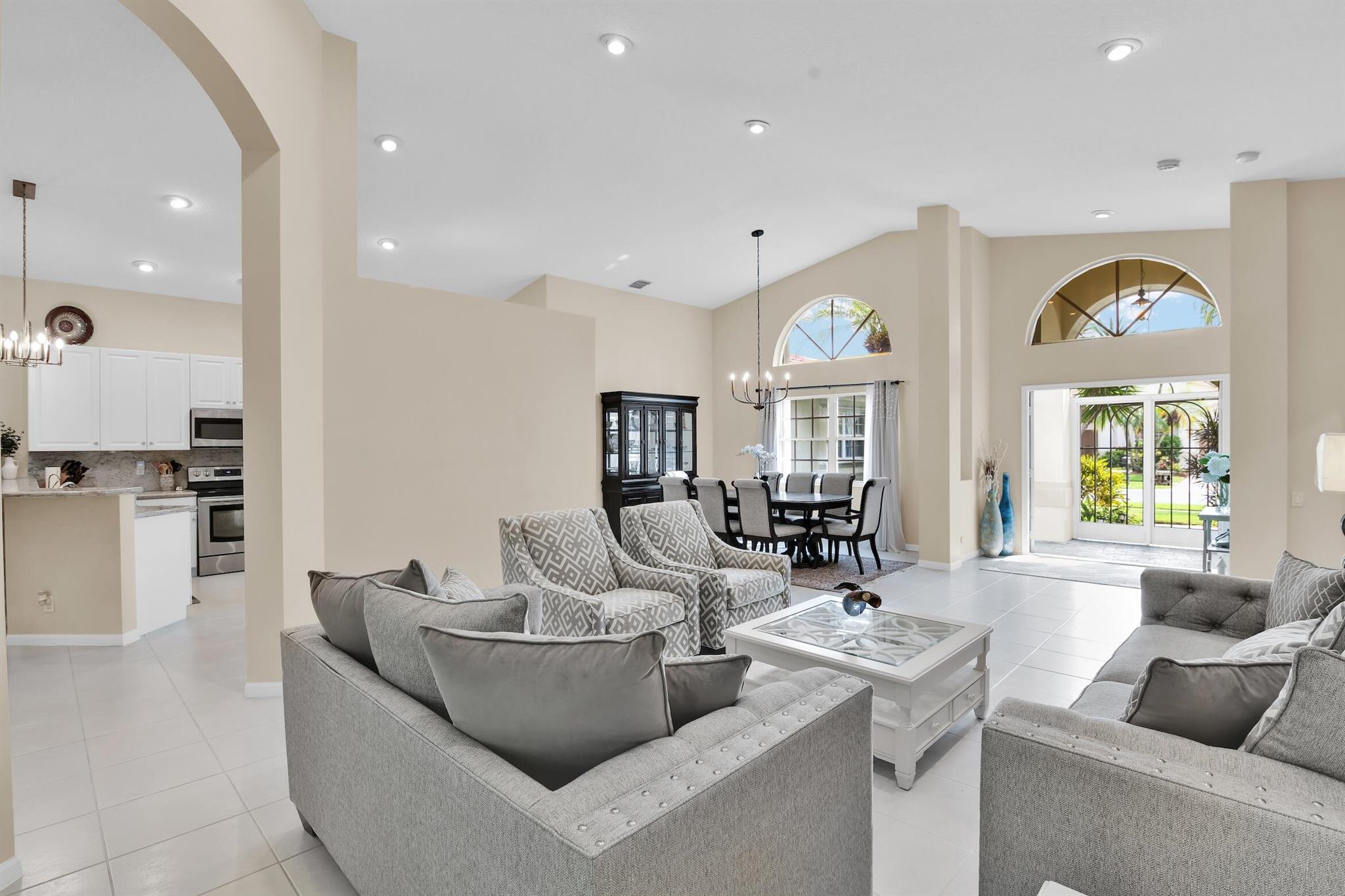 7458 Falls Road W